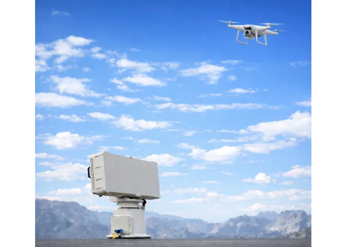 Precyzyjne wykrywanie, lokalizowanie i śledzenie dronów